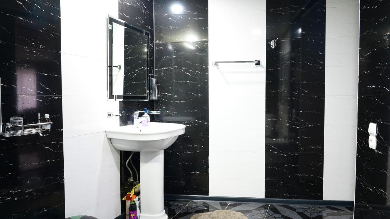 Apartment Shafi 8 Tbilisi Exterior photo