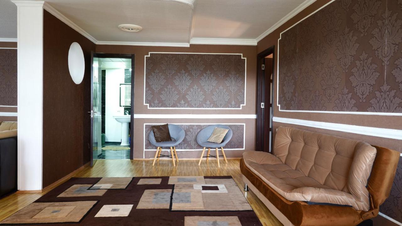 Apartment Shafi 8 Tbilisi Exterior photo