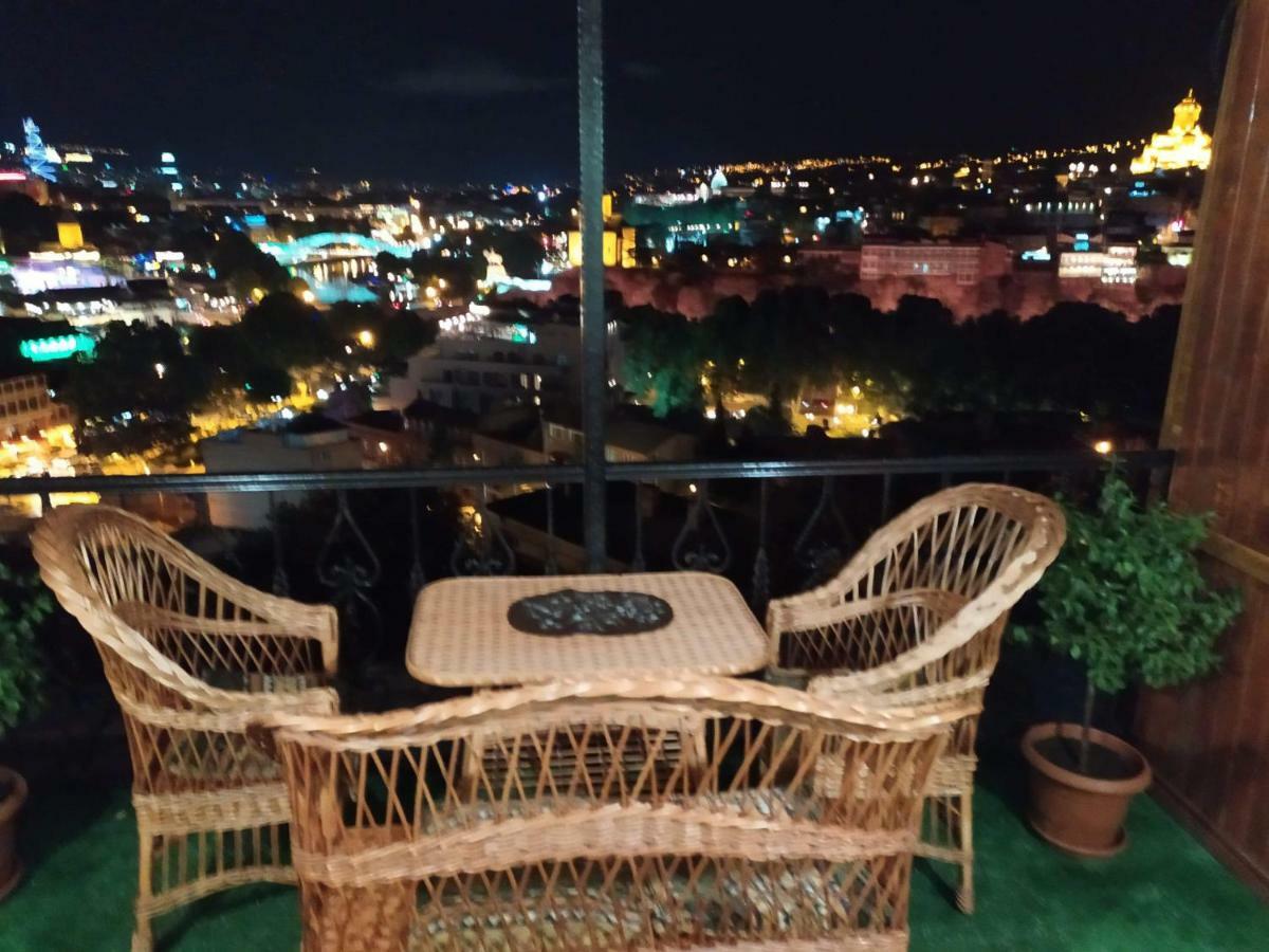 Apartment Shafi 8 Tbilisi Exterior photo